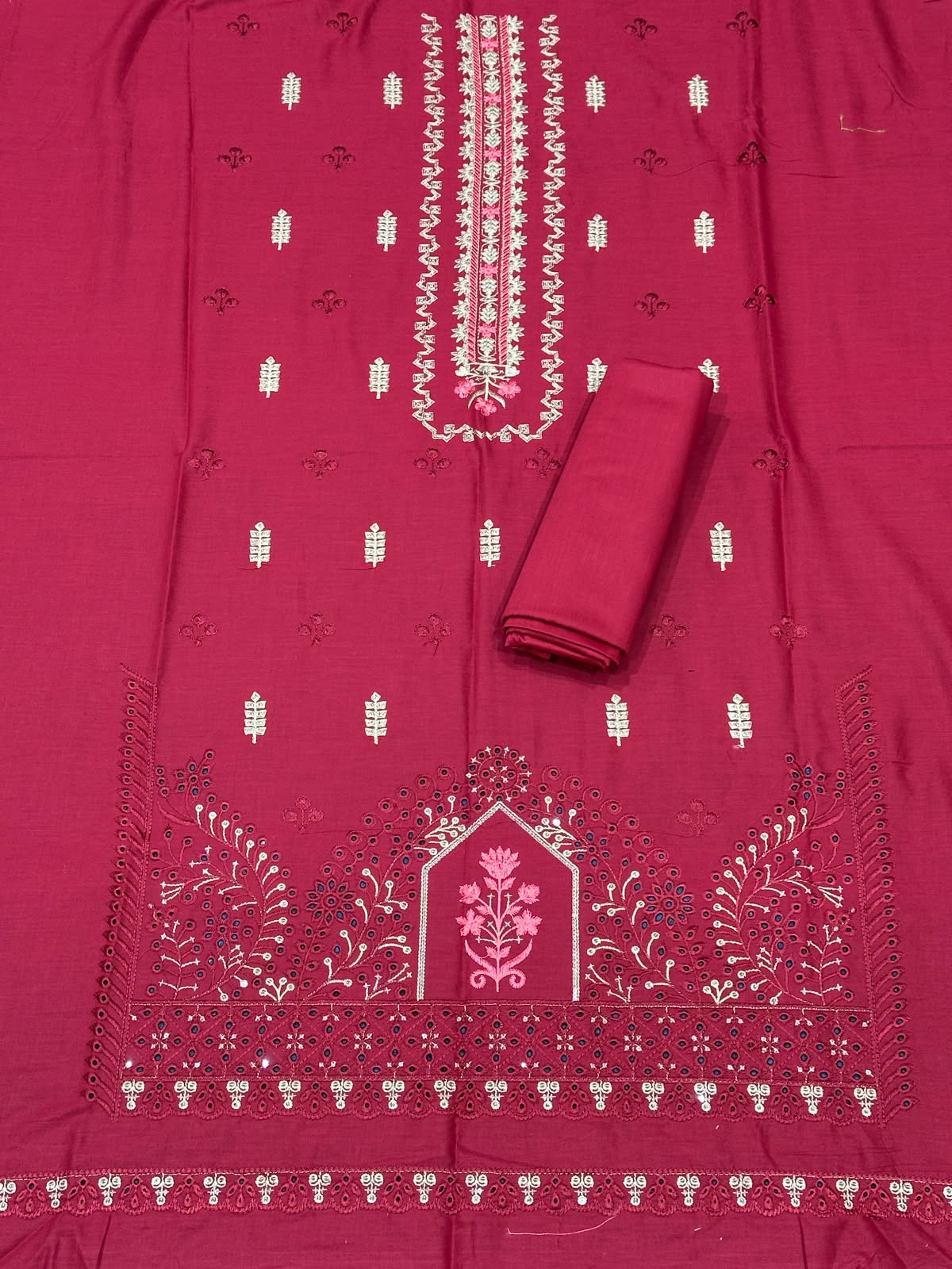 Bareeze Lawn 2 Piece Suit
