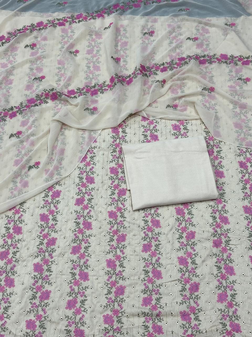 Bareeze karandi 3 piece